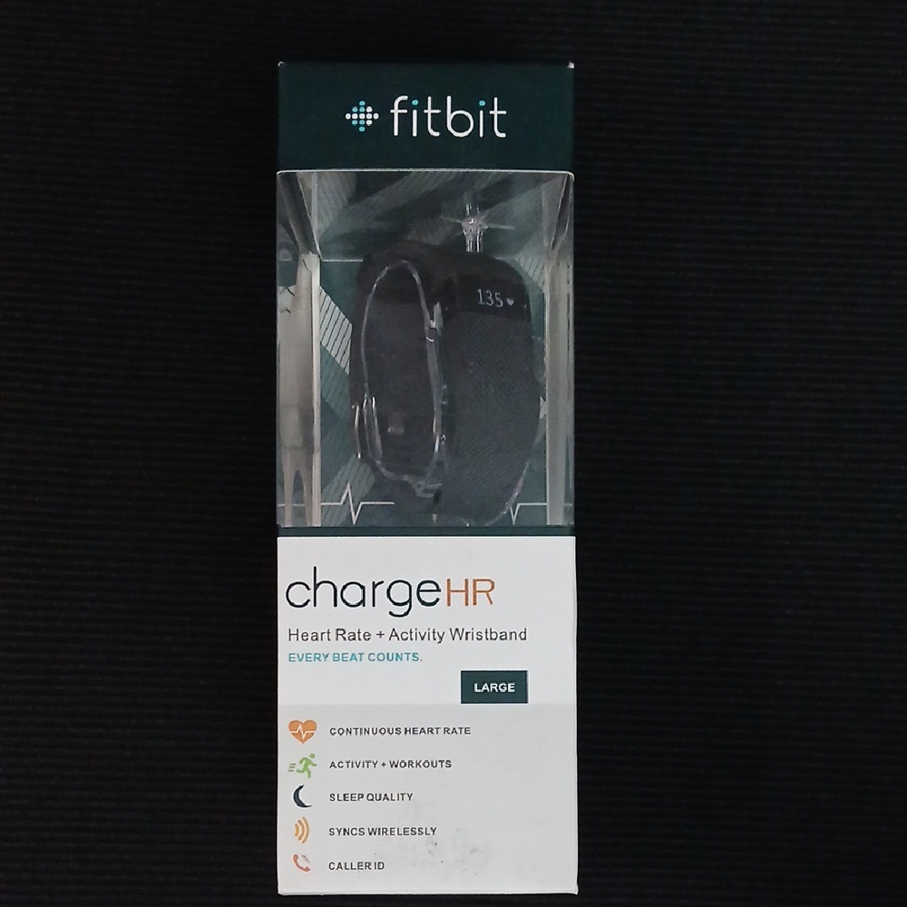 Fitbit Charge HR Smartwatch in Black